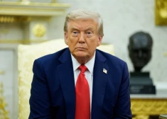 "Нельзя идти против страны, которая в 10 раз больше тебя": Трамп заявил, что возвращение Крыма и вступление Украины в НАТО невозможно