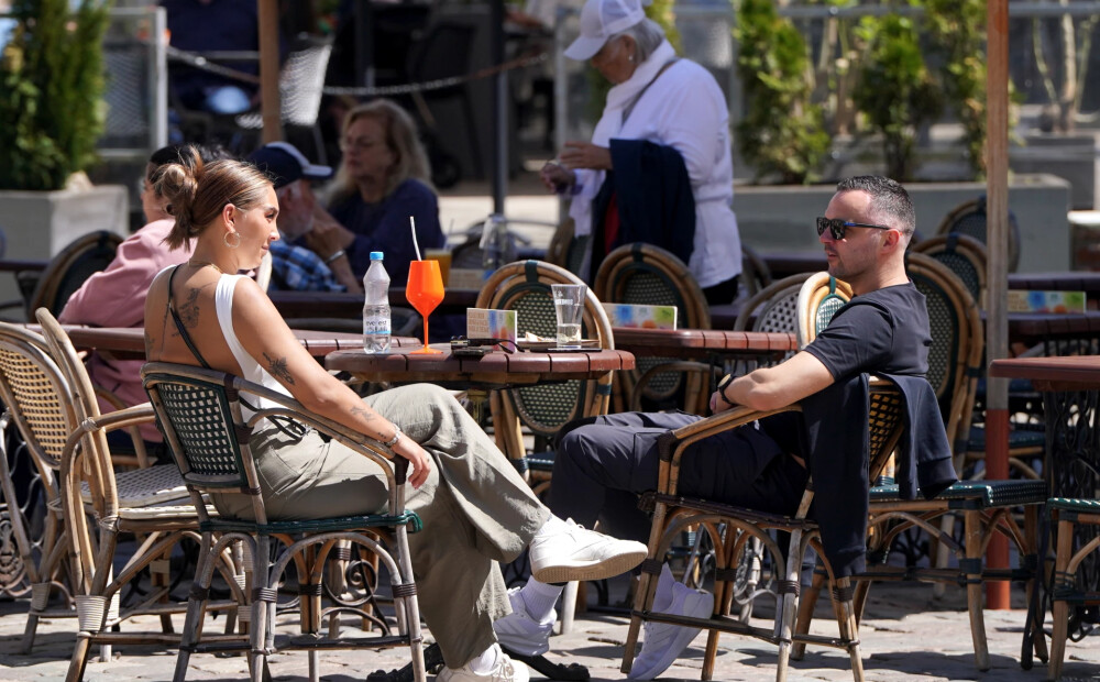 Valdībā atbalsta pretrunīgi vērtētās izmaiņas darba likumā par virsstundu darba apmaksu