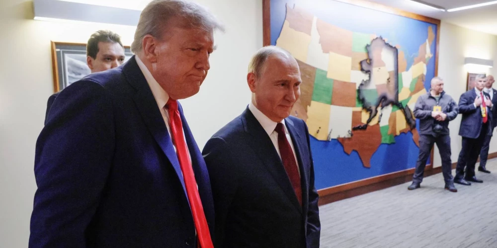 Vienlaikus Tramps neizslēdza iespēju, ka Putins nevēlas noslēgt vienošanos. Tad Putins nonāktu "grūtā situācijā", norādīja ASV prezidents.