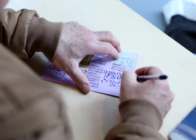 Цены снова растут: отправка простого письма в Латвии подорожает на 2%, доставка газет - сразу на 15%