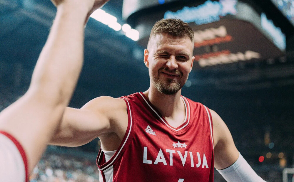 Latvijas basketbola izlasei Atēnās superzvaigznes Adetokunbo un Grieķijas pārbaudījums