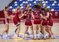 Latvijas jaunās dāmas pieveic Ungāriju un iekļūst Eiropas U-16 basketbola čempionāta ceturtdaļfinālā