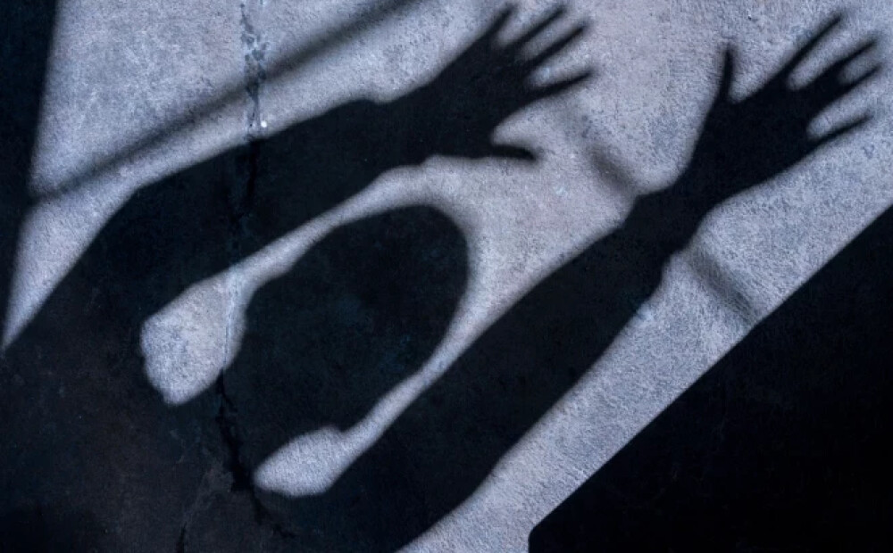 "Bērns nevarēja pastaigāt!" Kurzemes pusē no kādas vardarīgas ģimenes izņemti seši bērni