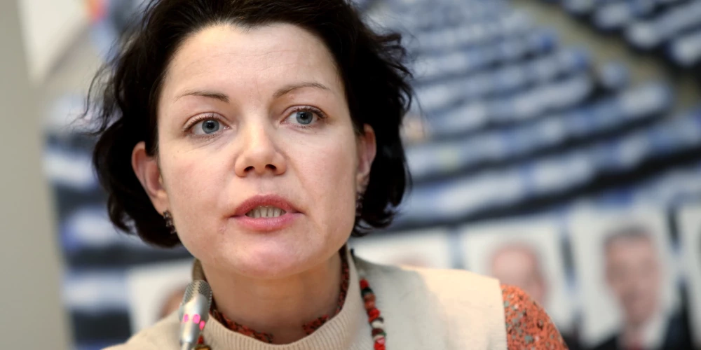 "Gribu palīdzēt bēgļiem" darbiniece Ievai Raubiško
