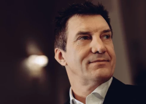 Сандис Озолиньш.