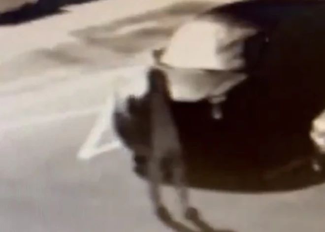 "Bērns varētu būt nepilnu diennakti vecs," atklāta jauna informācija par Rīgā uz celiņa atstāto mazuli