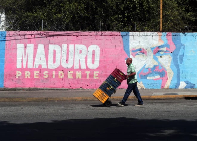 Trampa administrācija pastiprina spiedienu uz Venecuēlas diktatoru Nikolasu Maduro