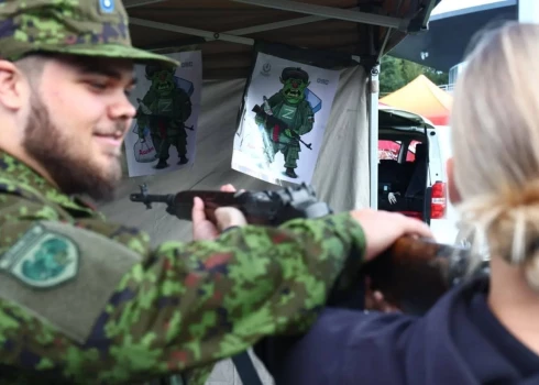 "Orks" Tallinas šautuvē (ekrānuzņēmums no "Facebook")