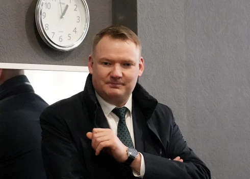 Секретарь Сейма Эдвард Смилтенс.