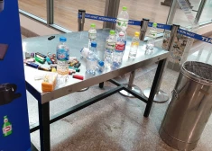 В главных аэропортах Литвы пассажирам больше не нужно проходить раздражающую многих процедуру