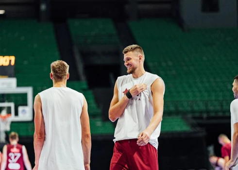 Kristaps Porziņģis treniņā Grieķijā. 
