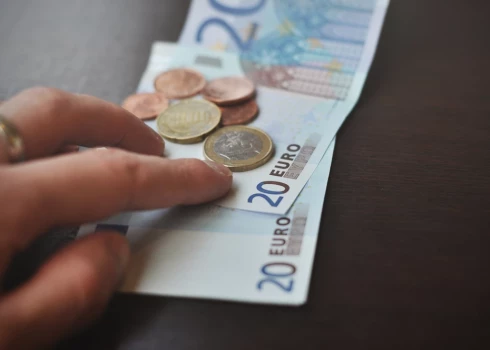 Жители Латвии невысоко оценивают свою состоятельность.