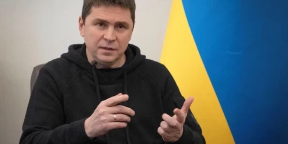 Советник руководителя офиса президента Украины Михаил Подоляк подчеркнул, что заморозка конфликта возможна, но аннексия останется непризнанной.