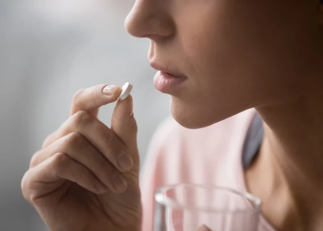 Medikaments, ko lieto miljoniem sieviešu, var paaugstināt vēža risku, brīdina ārsts