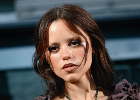 Aktrise Dženna Ortega.