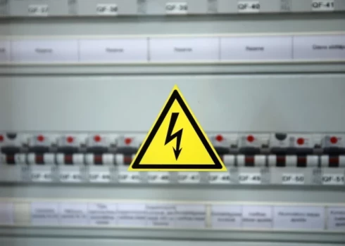 Elektroapgādes pārrāvuma iemesli tiek skaidroti.