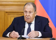 Putins "gatavs tikties ar Zelenski", bet darba kārtība pilnīgi nav gatava, saka Lavrovs