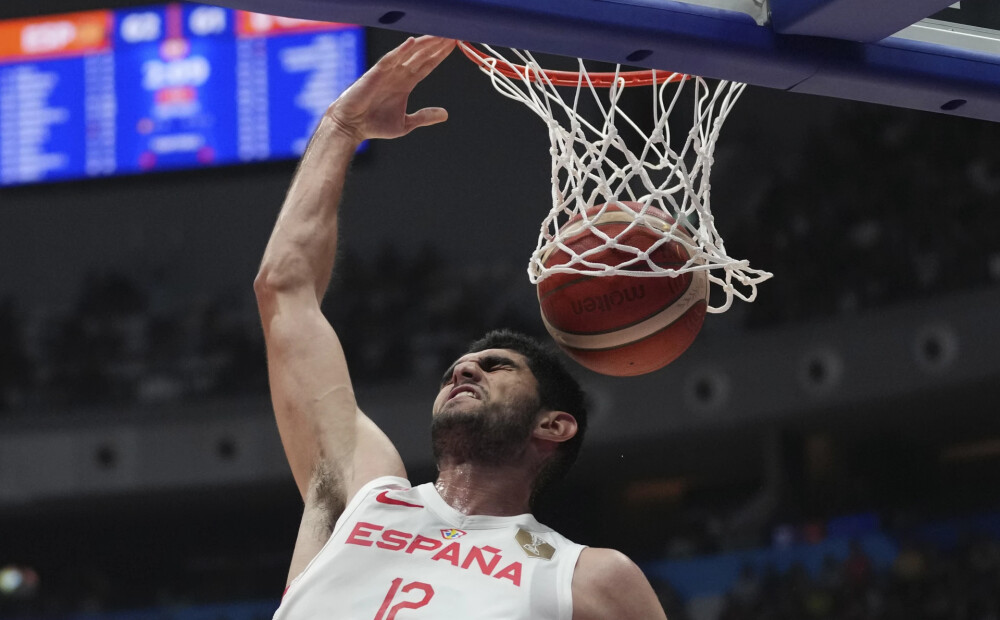 Eiropas čempione Spānija pastiprina sastāvu ar NBA "Grizzlies" pārstāvi Santjago Aldamu