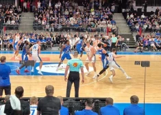 Latvijas pretinieki Igaunijas basketbolisti cieš neveiksmi pārbaudes spēlē ar Lielbritāniju