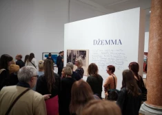 Godinot dižās mākslinieces Džemmas Skulmes 100. dzimšanas dienu, atklāj izstādi "Džemma". FOTO