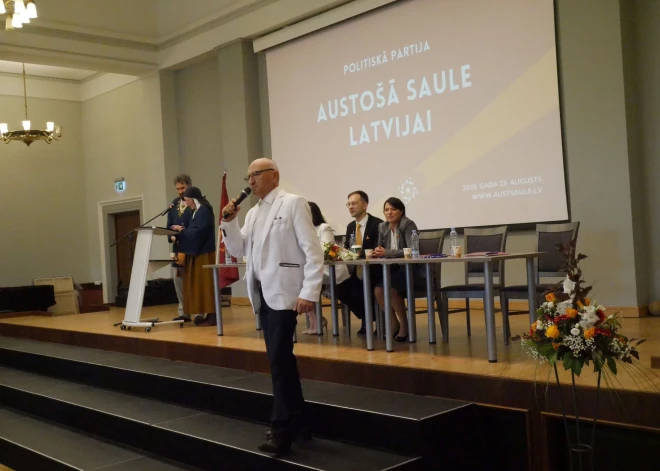 Partijas dibināšanu sestdien VEF kultūras pilī notiekošajā pasākumā vienbalsīgi atbalstīja 219 balsstiesīgie klātesošie.