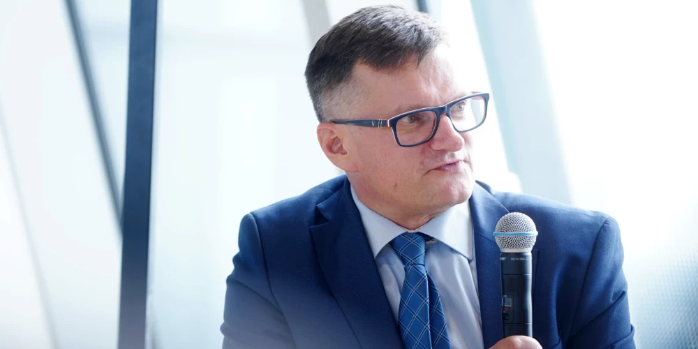 Bijušais Aizsardzības ministrijas valsts sekretārs Jānis Garisons.
