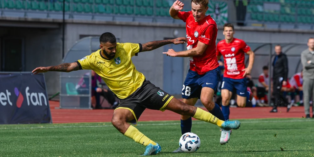 Jelgavas un Tukuma futbolisti virslīgā cīnās neizšķirti.