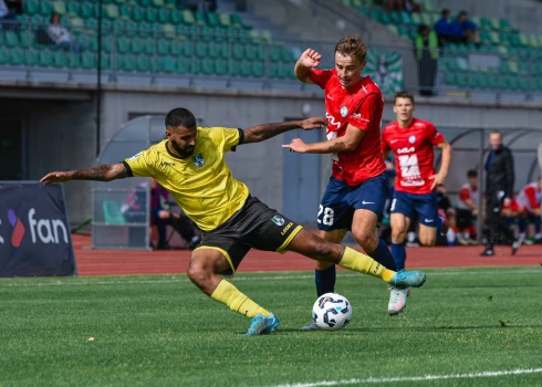 Jelgavas un Tukuma futbolisti virslīgā cīnās neizšķirti.