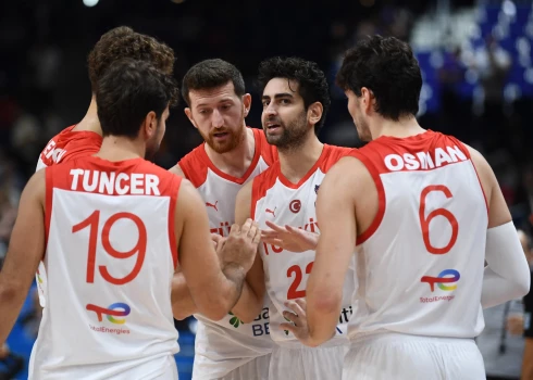 Turcijas basketbolistiem uzvara pārbaudes spēlē ar Melnkalni.