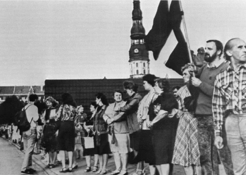 36 gadi kopš Baltijas ceļa.