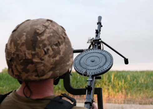 ASV bloķē Ukrainas triecienus Krievijai ar tālas darbības rādiusa raķetēm.