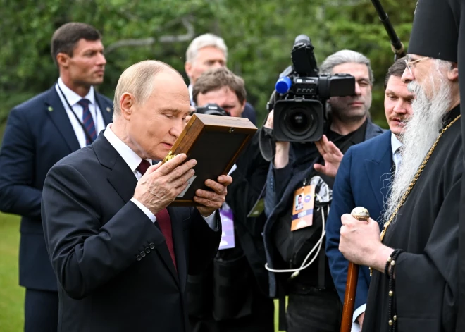 Aļaskas pareizticīgo arhibīskaps: lūdzu piedošanu, ka tikos ar Putinu