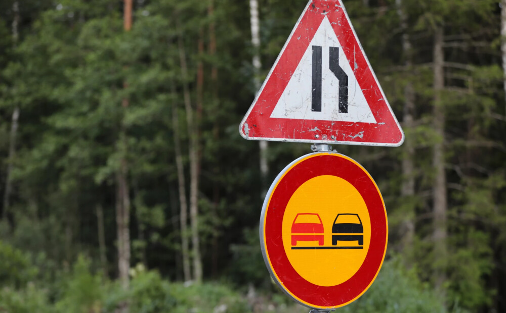 Ceļu remontdarbu dēļ autovadītājiem vietām jāgaida līdz pat stundai