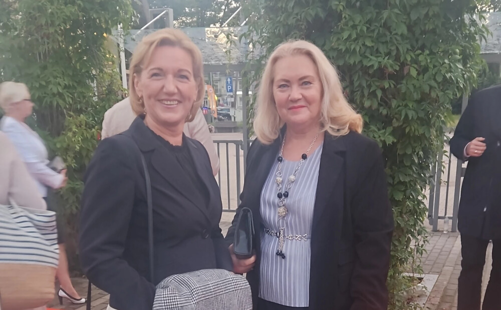 Rita Trence un Elīna Paukštello kļuvušas par labām draudzenēm