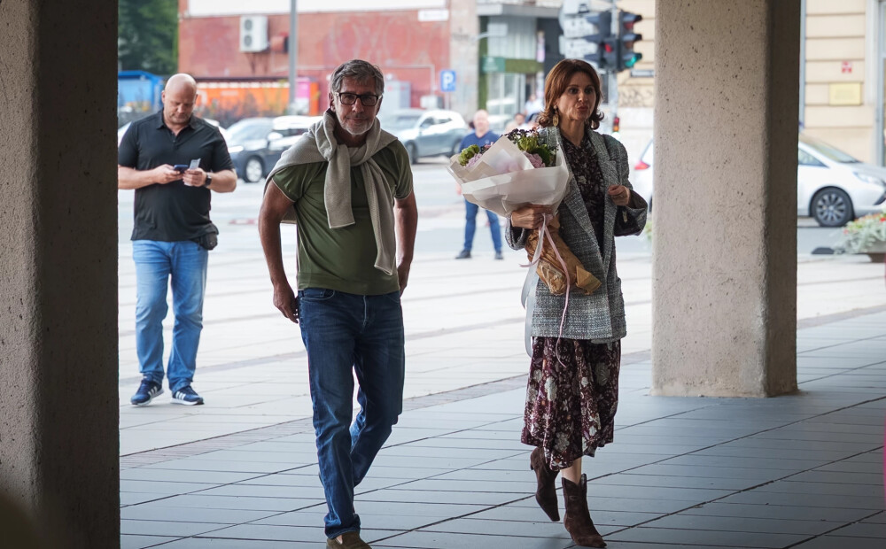 Miljardieris Pjotrs Avens Dailes teātrī apmeklē zīmīgu izrādi