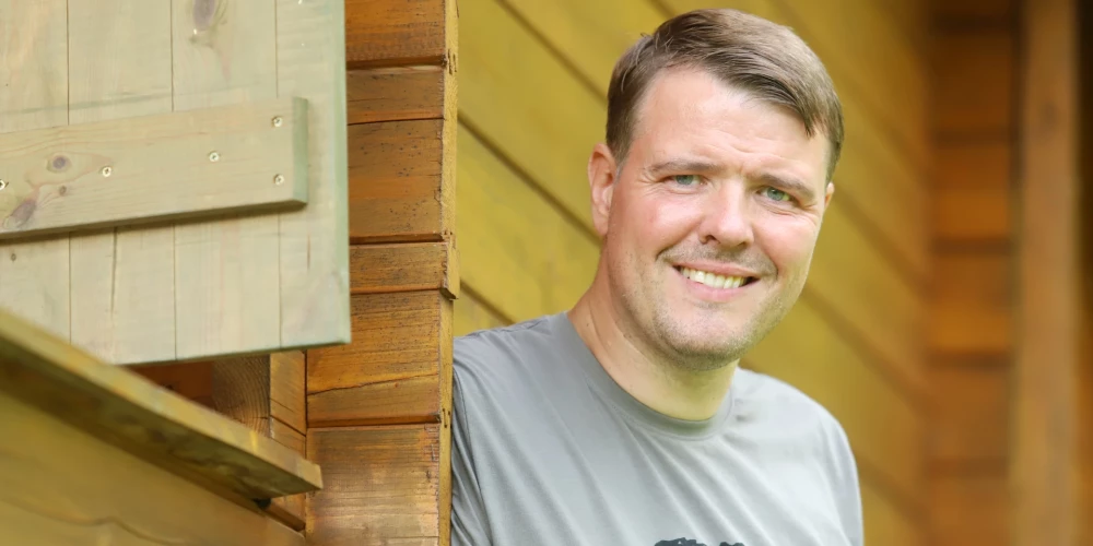 “Mums ir kur tiekties, bet mums nav par ko kaunēties. Mēs veidojam no Latvijas ekonomikas sešus procentus, tas nav maz,” saka Latvijas Kokrūpniecības federācijas viceprezidents Kristaps Klauss.