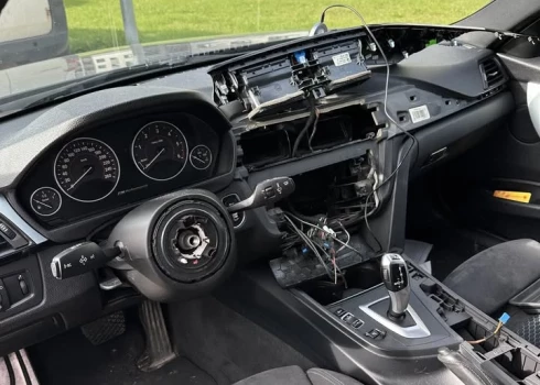 Zagļi Mārupē mērķē uz BMW.