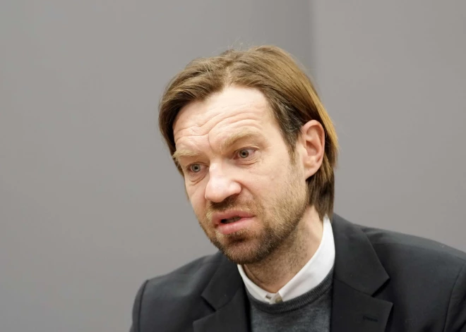 Atcelta kārtējā trīspusējās sadarbības padomes sēde, kurā ar darba devējiem un arodbiedrībām bija jārunā par valsts budžetu