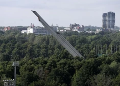 Прошло ровно 3 года с момента сноса памятника советским воинам в Пардаугаве - вспоминаем, как это было