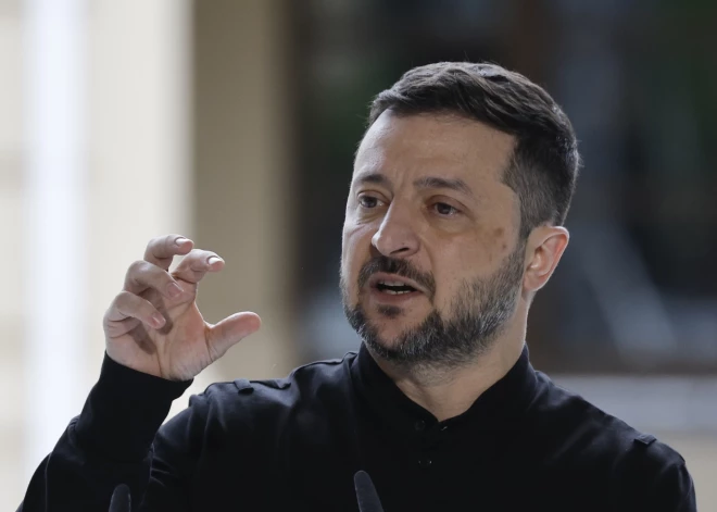 Ukraina plāno ik mēnesi saņemt miljardu dolāru ieroču iegādei