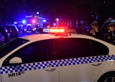 Austrālijā, netālu no Melburnas, notiek apšaude, gājuši bojā divi policisti