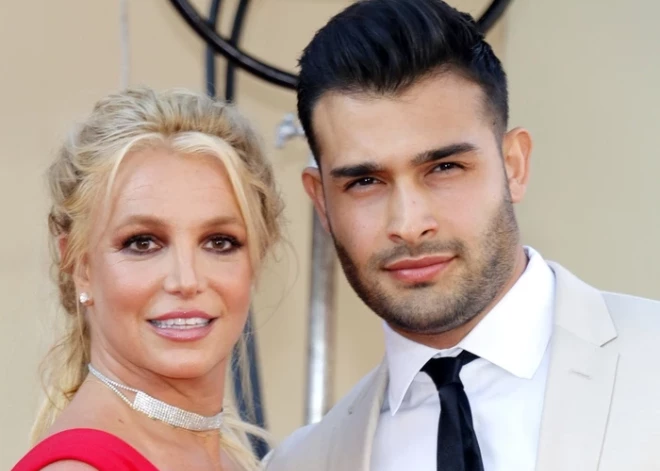 Britnijas Spīrsas un Sema Ašgari laulība: viņai – “smagākie dzīves gadi”, viņam – “īsta mīlestība”