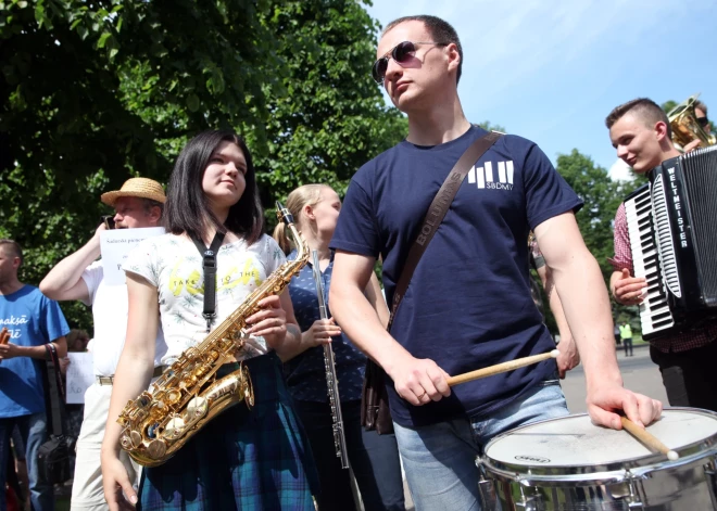 No septembra izmaiņas kultūrizglītībā: pedagogu algu pārvaldību nodod Kultūras ministrijai