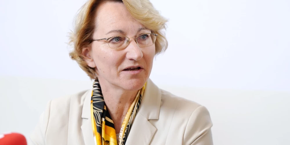Izglītības un zinātnes ministre Dace Melbārde