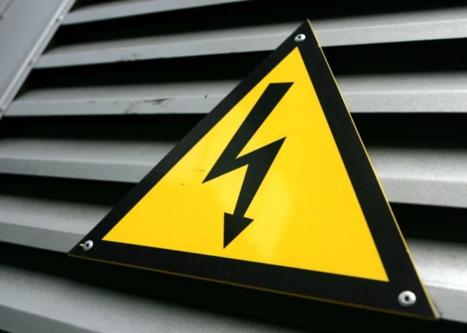 Siguldā traucēta elektroapgāde apmēram 10 000 "Sadales tīkla" klientiem