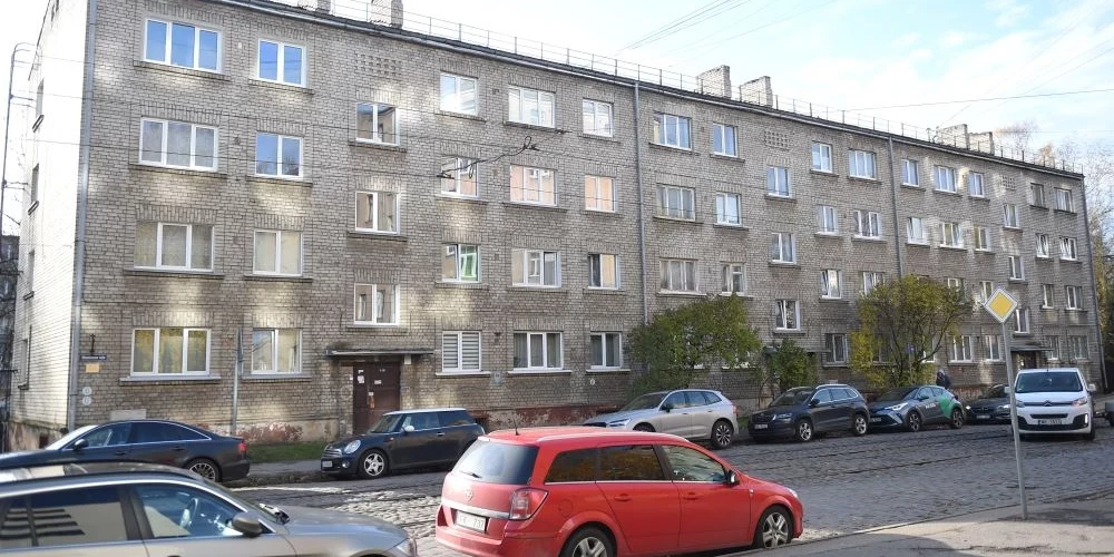 На свои зарплаты жители Латвии могут больше купить жилья, чем жители Литвы и Эстонии.