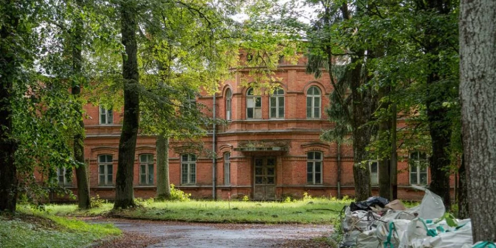 Plānots, ka jau rudens vidū tas būs pilnībā sakopts un pieejams daugavpiliešiem un pilsētas viesiem.