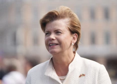 Latvijas ārlietu ministre Baiba Braže saņēmusi ordeni par atbalstu Ukrainas valsts suverenitātei