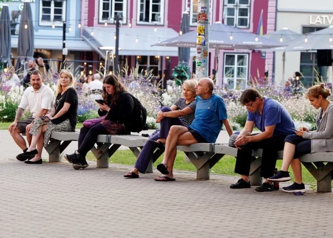 Ceturtdien gaidāma silta diena: gaiss iesils līdz +23 grādiem