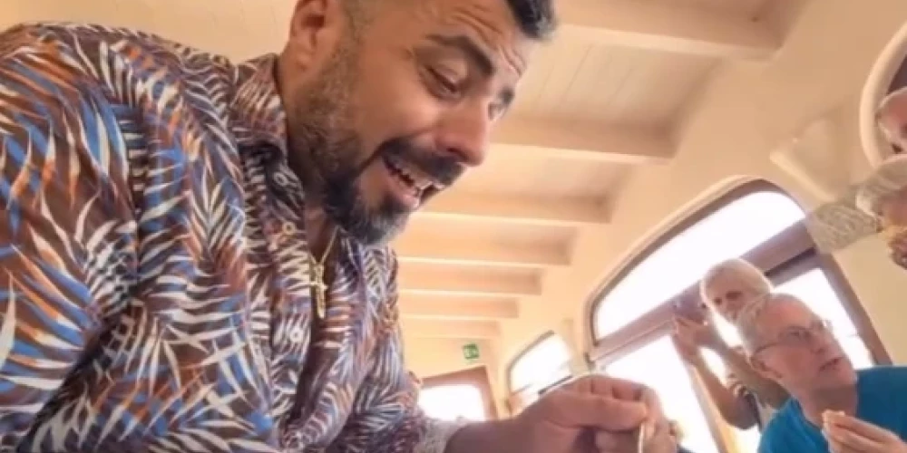 Roberto Meloni iepazīstina ar pavisam neparastu delikatesi.